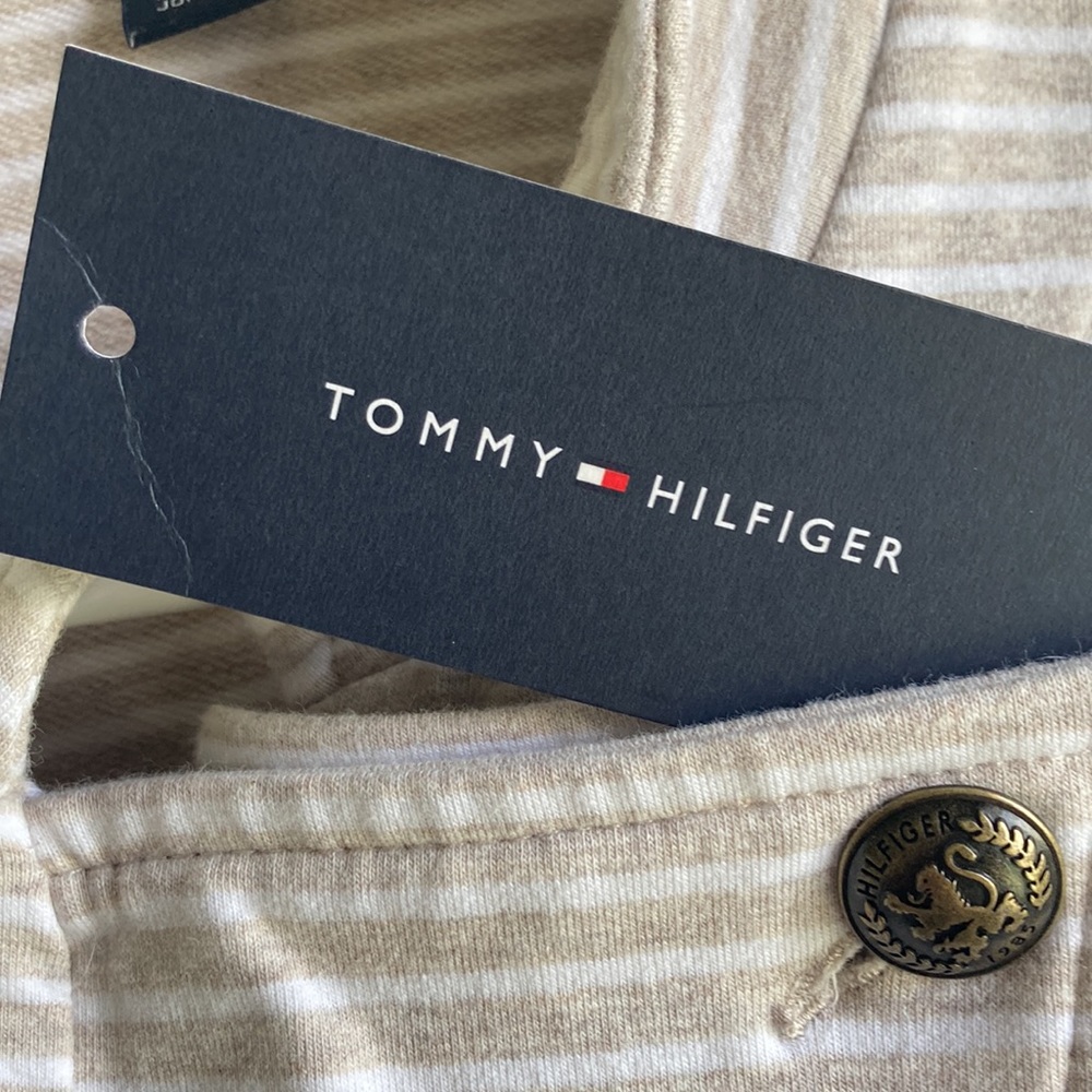 Tommy Hilfiger striped blazer with pockets and working button accents M - Picture 9 of 10